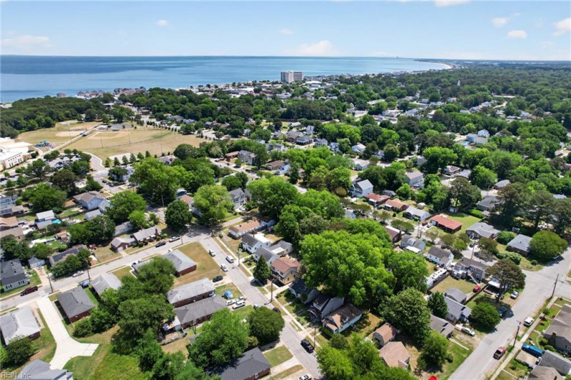 Photo 27 of 42 residential for sale in Norfolk virginia