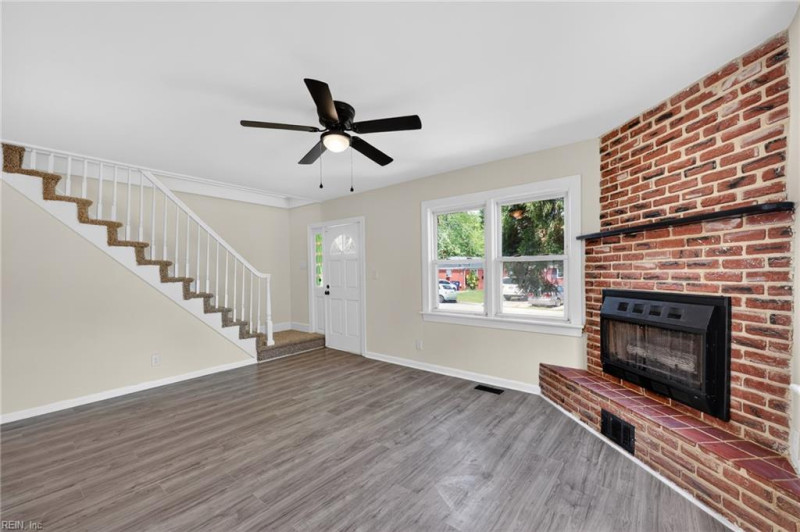 Photo 3 of 42 residential for sale in Norfolk virginia