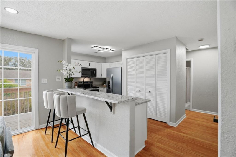 Photo 12 of 47 residential for sale in Norfolk virginia
