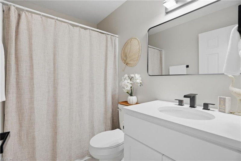 Photo 32 of 47 residential for sale in Norfolk virginia Photo 32 of 47 residential for sale in Norfolk virginia