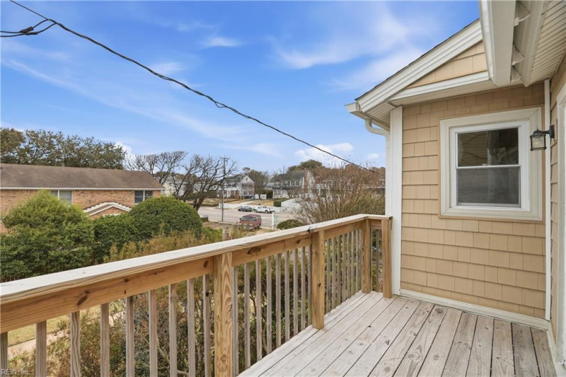 Photo 5 of 47 residential for sale in Norfolk virginia
