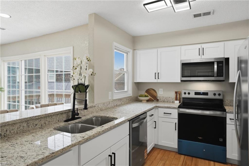 Photo 9 of 47 residential for sale in Norfolk virginia