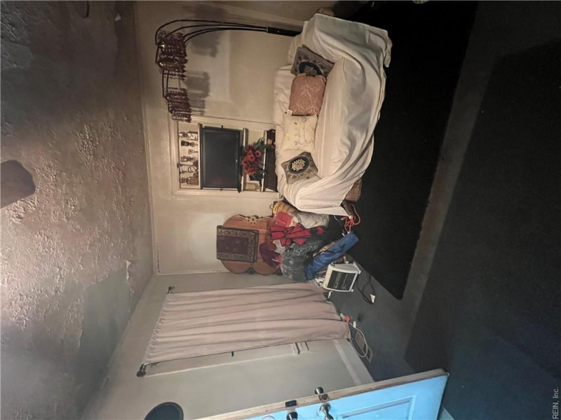 Photo 2 of 4 residential for sale in Suffolk virginia