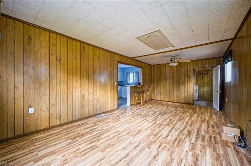 Photo 8 of 33 residential for sale in Chesapeake virginia Photo 8 of 33 residential for sale in Chesapeake virginia
