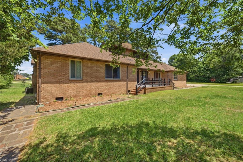 Photo 2 of 50 residential for sale in Portsmouth virginia