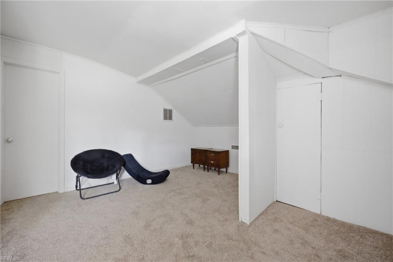 Photo 27 of 50 residential for sale in Portsmouth virginia