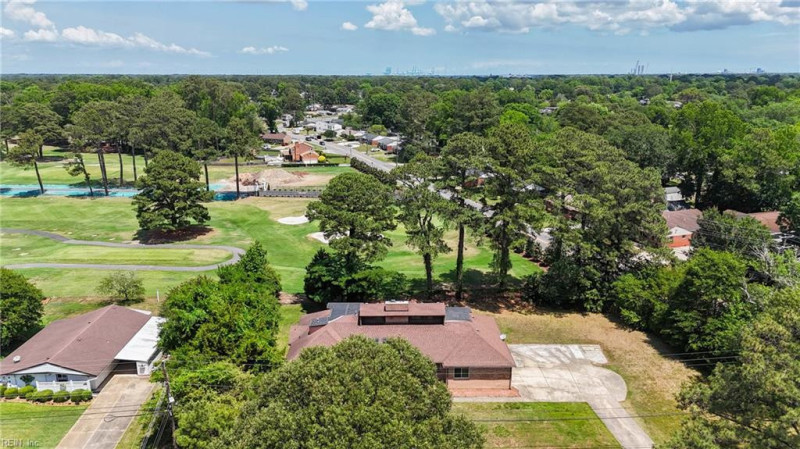 Photo 39 of 50 residential for sale in Portsmouth virginia
