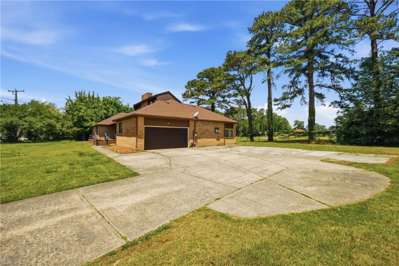 Photo 5 of 50 residential for sale in Portsmouth virginia
