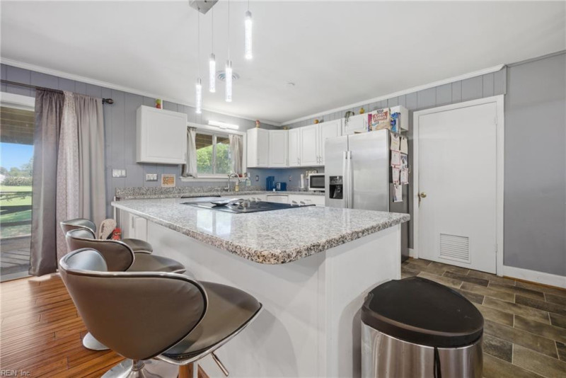 Photo 9 of 50 residential for sale in Portsmouth virginia
