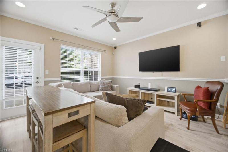 Photo 11 of 50 residential for sale in Virginia Beach virginia