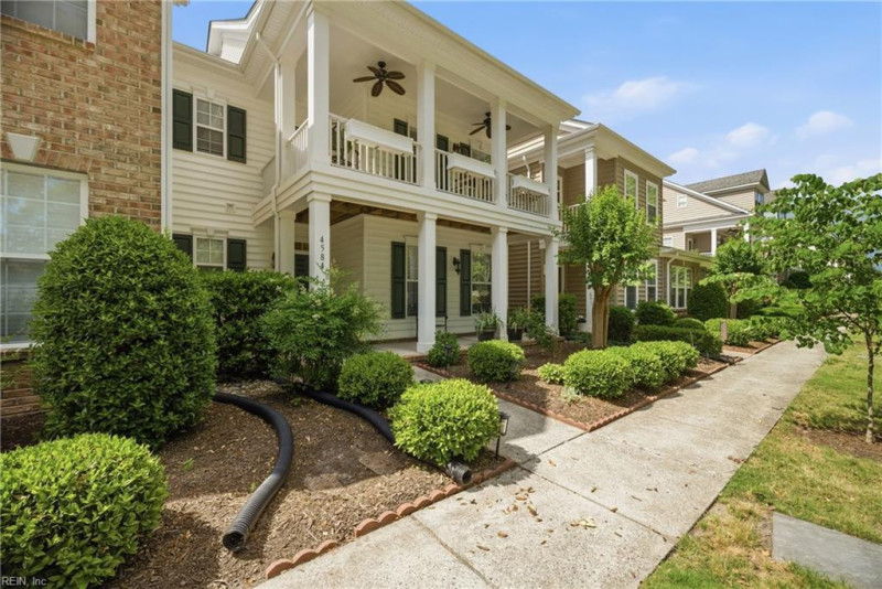 Photo 3 of 50 residential for sale in Virginia Beach virginia