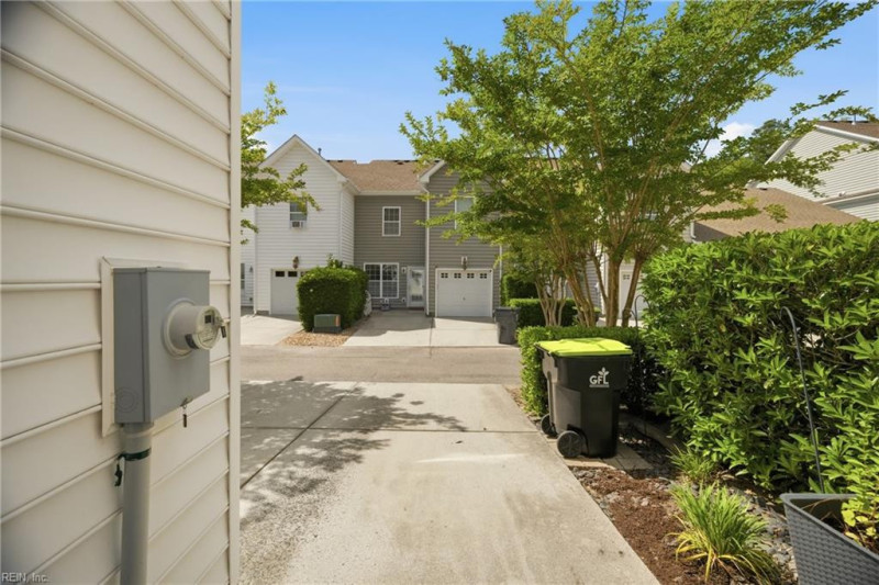 Photo 36 of 50 residential for sale in Virginia Beach virginia