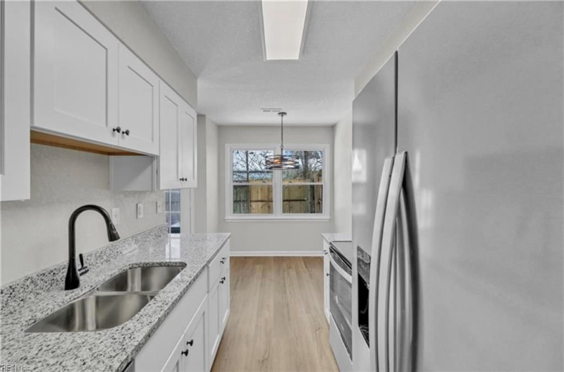 Photo 5 of 15 residential for sale in Virginia Beach virginia