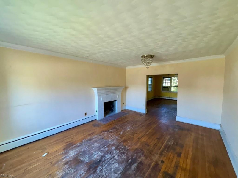 Photo 11 of 21 residential for sale in Norfolk virginia