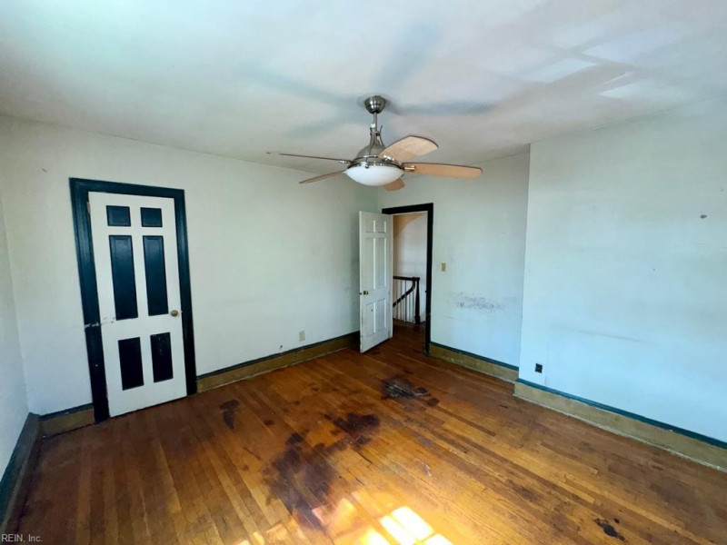 Photo 15 of 21 residential for sale in Norfolk virginia