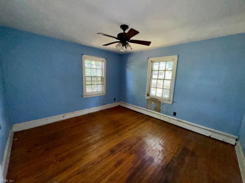 Photo 16 of 21 residential for sale in Norfolk virginia