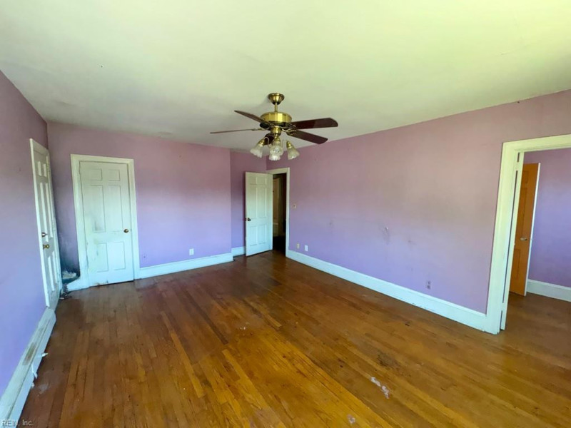 Photo 19 of 21 residential for sale in Norfolk virginia