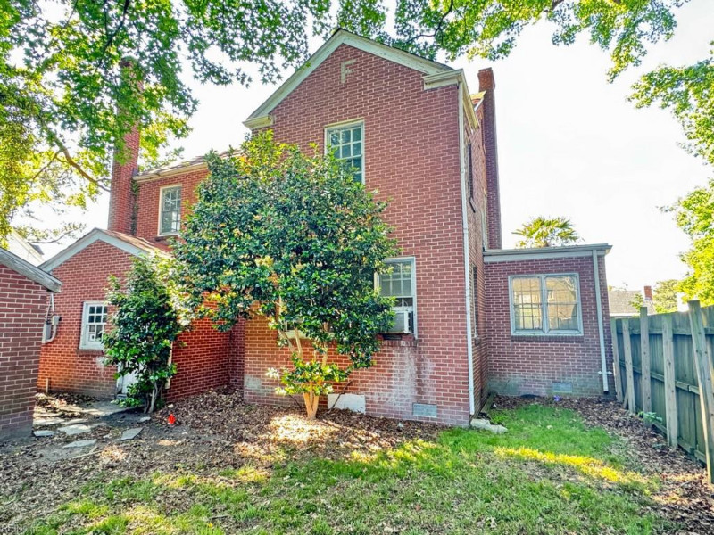 Photo 2 of 21 residential for sale in Norfolk virginia