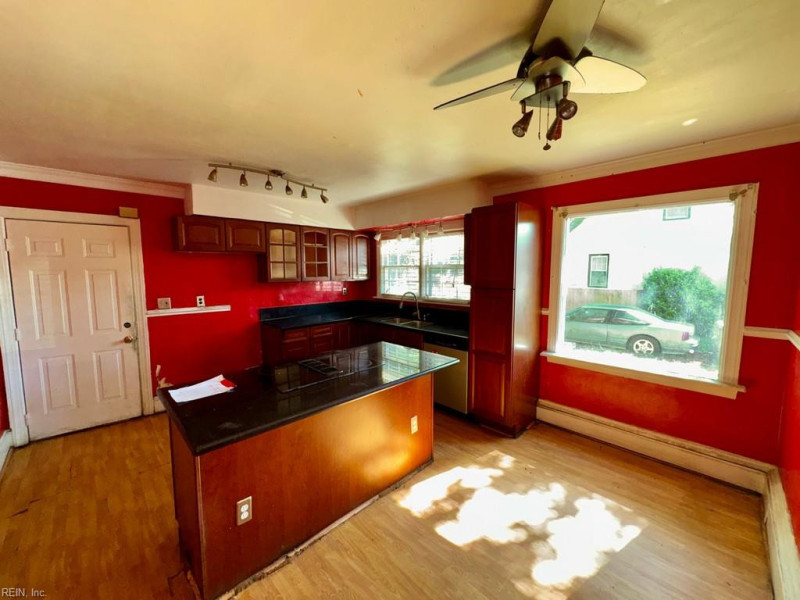 Photo 5 of 21 residential for sale in Norfolk virginia