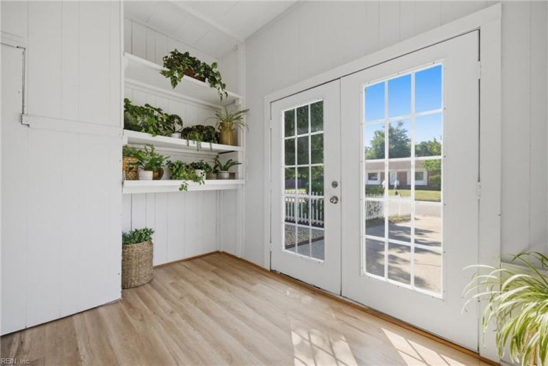 Photo 15 of 36 residential for sale in Newport News virginia