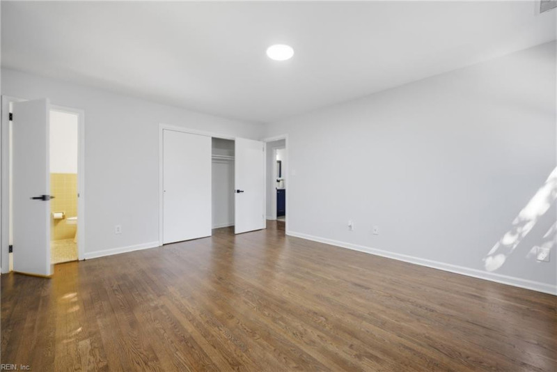 Photo 23 of 36 residential for sale in Newport News virginia
