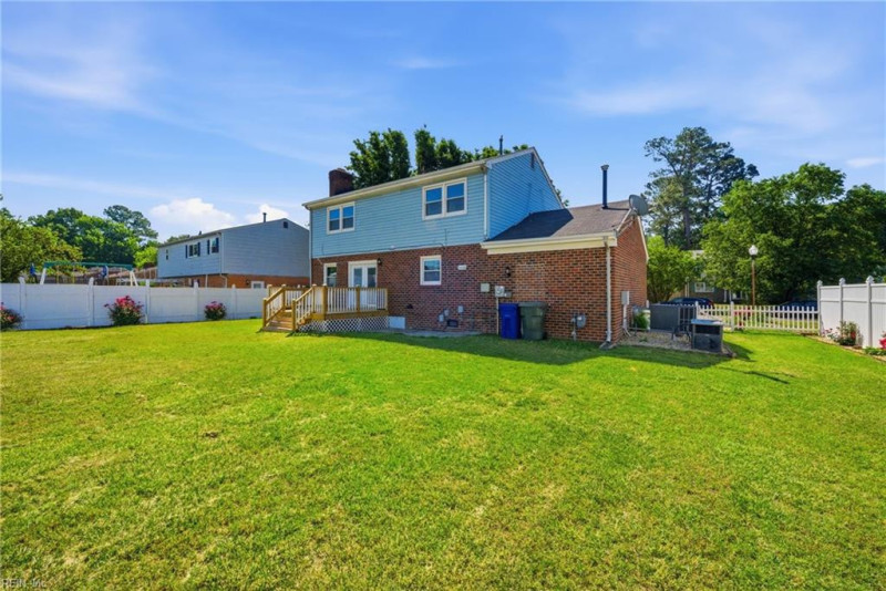 Photo 27 of 36 residential for sale in Newport News virginia