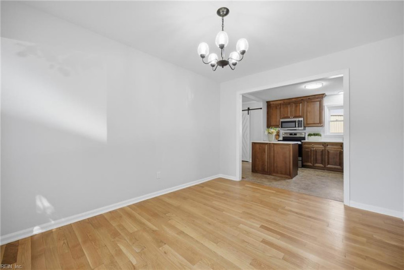 Photo 7 of 36 residential for sale in Newport News virginia