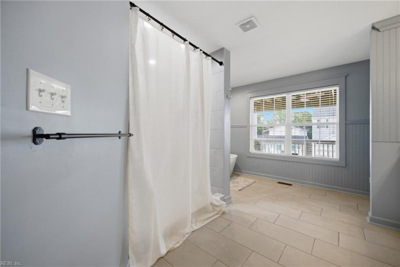 Photo 35 of 50 residential for sale in Norfolk virginia Photo 35 of 50 residential for sale in Norfolk virginia