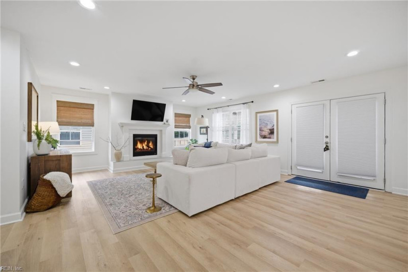 Photo 8 of 50 residential for sale in Norfolk virginia Photo 8 of 50 residential for sale in Norfolk virginia