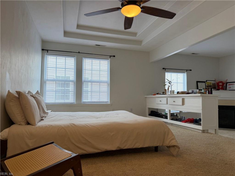 Photo 11 of 16 residential for sale in Virginia Beach virginia