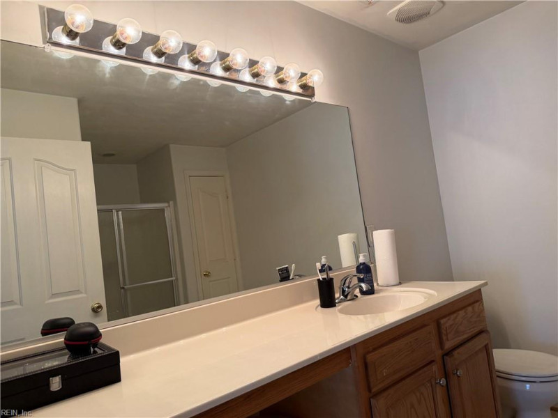 Photo 12 of 16 residential for sale in Virginia Beach virginia