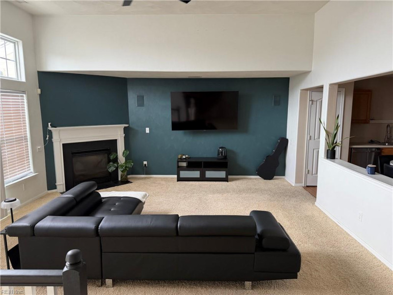 Photo 6 of 16 residential for sale in Virginia Beach virginia