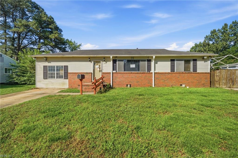 Photo 1 of 31 residential for sale in Virginia Beach virginia
