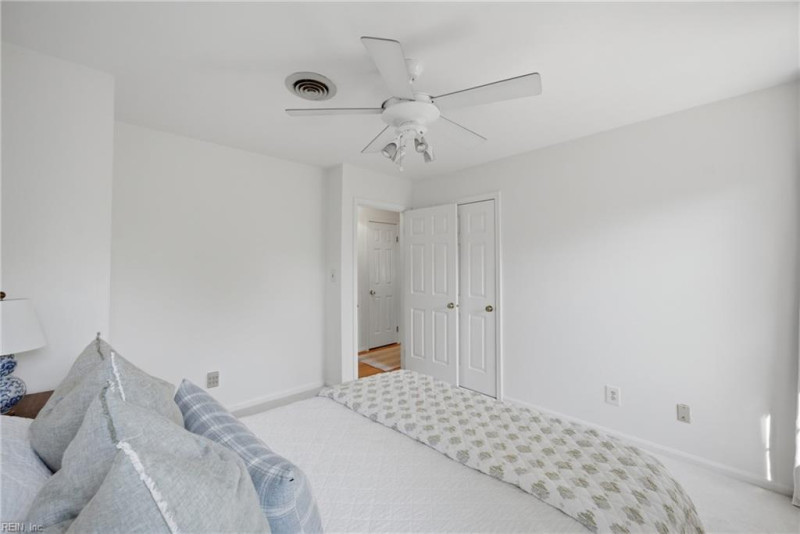 Photo 18 of 49 residential for sale in Virginia Beach virginia