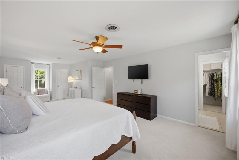 Photo 24 of 49 residential for sale in Virginia Beach virginia