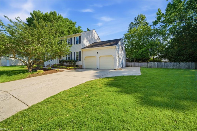 Photo 3 of 49 residential for sale in Virginia Beach virginia