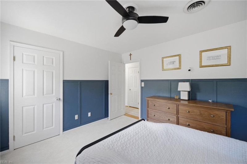Photo 35 of 49 residential for sale in Virginia Beach virginia