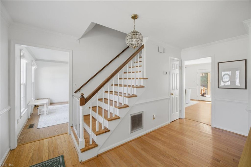 Photo 4 of 49 residential for sale in Virginia Beach virginia