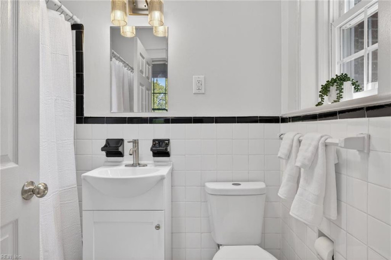 Photo 13 of 26 residential for sale in Norfolk virginia Photo 13 of 26 residential for sale in Norfolk virginia