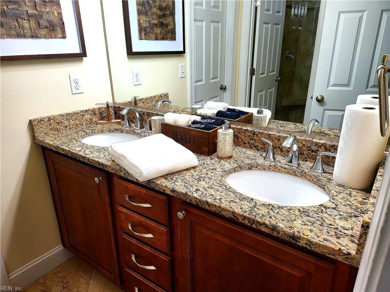 Photo 13 of 24 residential for sale in Norfolk virginia