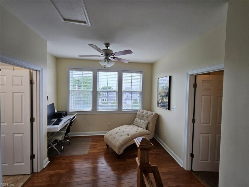Photo 17 of 24 residential for sale in Norfolk virginia