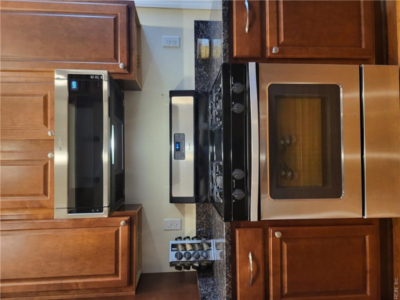 Photo 7 of 24 residential for sale in Norfolk virginia
