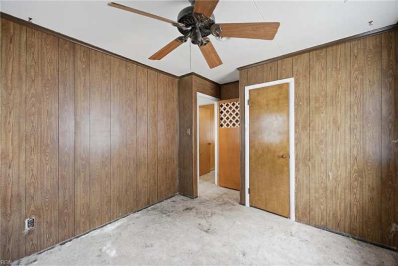 Photo 12 of 25 residential for sale in Hampton virginia