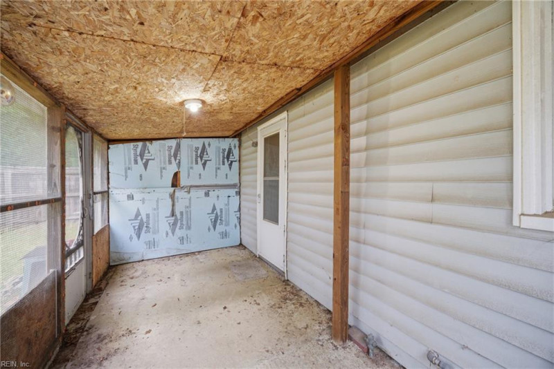 Photo 16 of 25 residential for sale in Hampton virginia