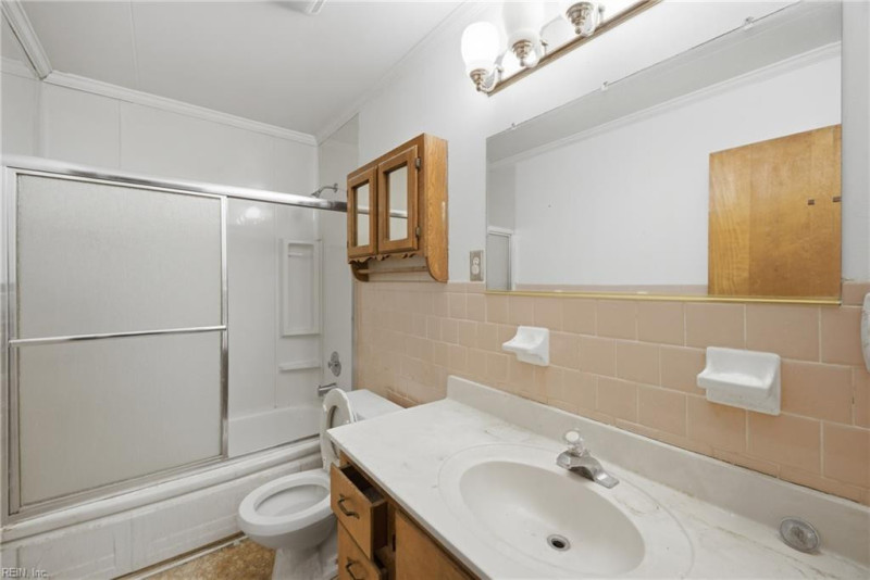 Photo 9 of 25 residential for sale in Hampton virginia