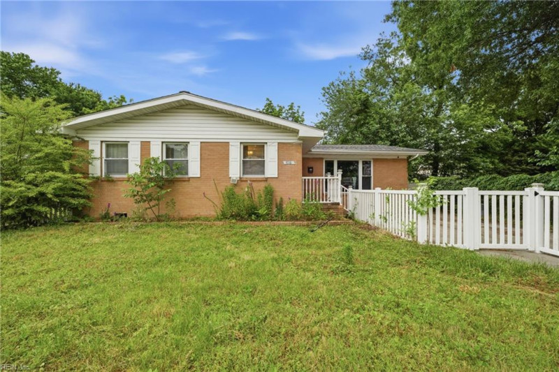 Photo 2 of 50 residential for sale in Hampton virginia Photo 2 of 50 residential for sale in Hampton virginia