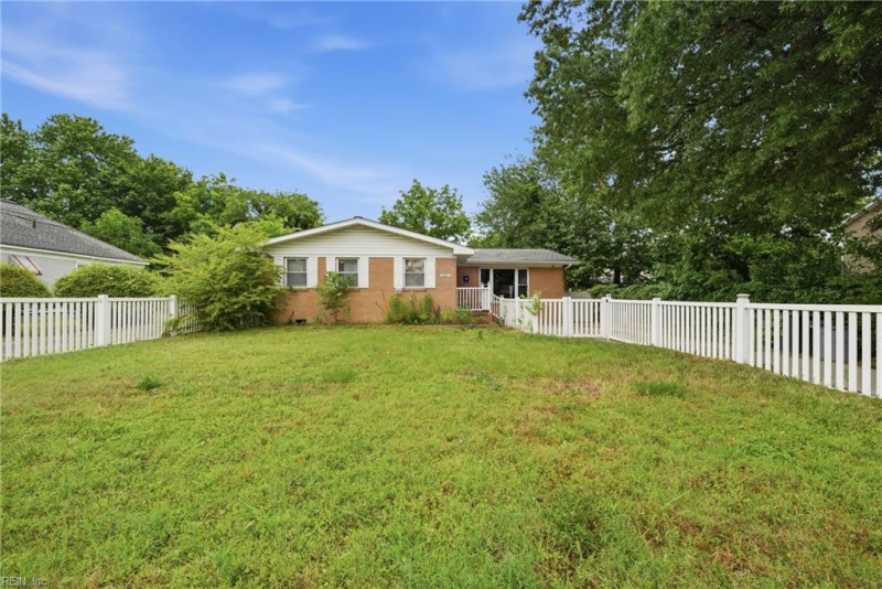 Photo 4 of 50 residential for sale in Hampton virginia Photo 4 of 50 residential for sale in Hampton virginia