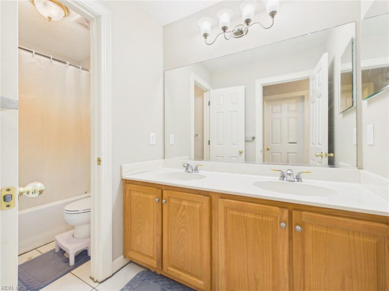Photo 29 of 36 residential for sale in Chesapeake virginia