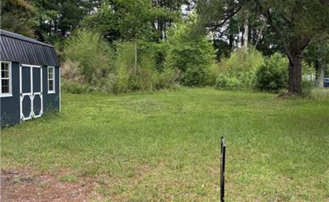 30307 Oak Avenue, Southampton County, VA 23878