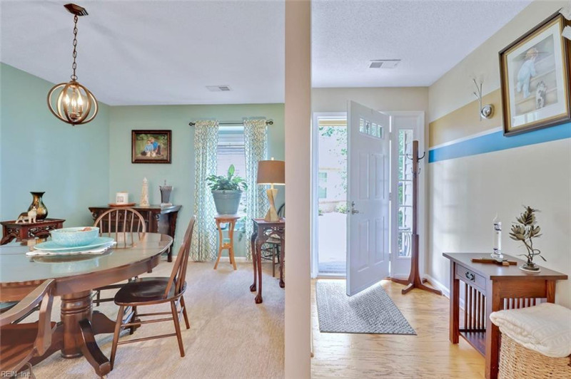 Photo 3 of 23 residential for sale in Chesapeake virginia